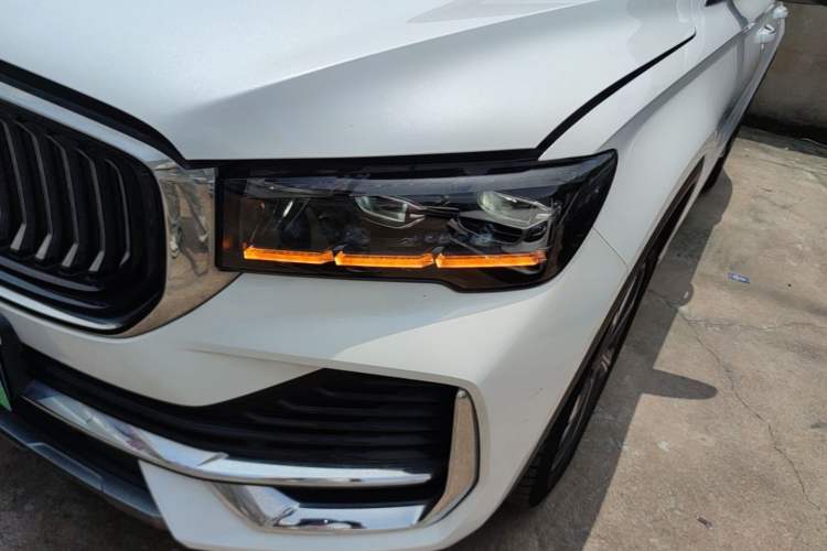Used Geely Auto Monjaro L 2021 2.0TD High-Power Automatic All-Wheel Drive Luxury Version Left Front Headlight