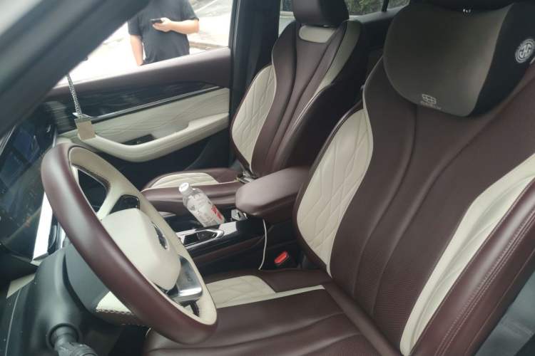 Used Geely Auto Monjaro L 2021 2.0TD DCT EVO Two-Wheel Drive Prestige Version Left Front Seat