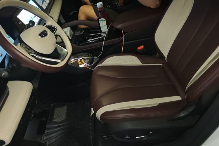 Used Geely Auto Monjaro L 2021 2.0TD DCT EVO Two-Wheel Drive Prestige Version Left Front Seat