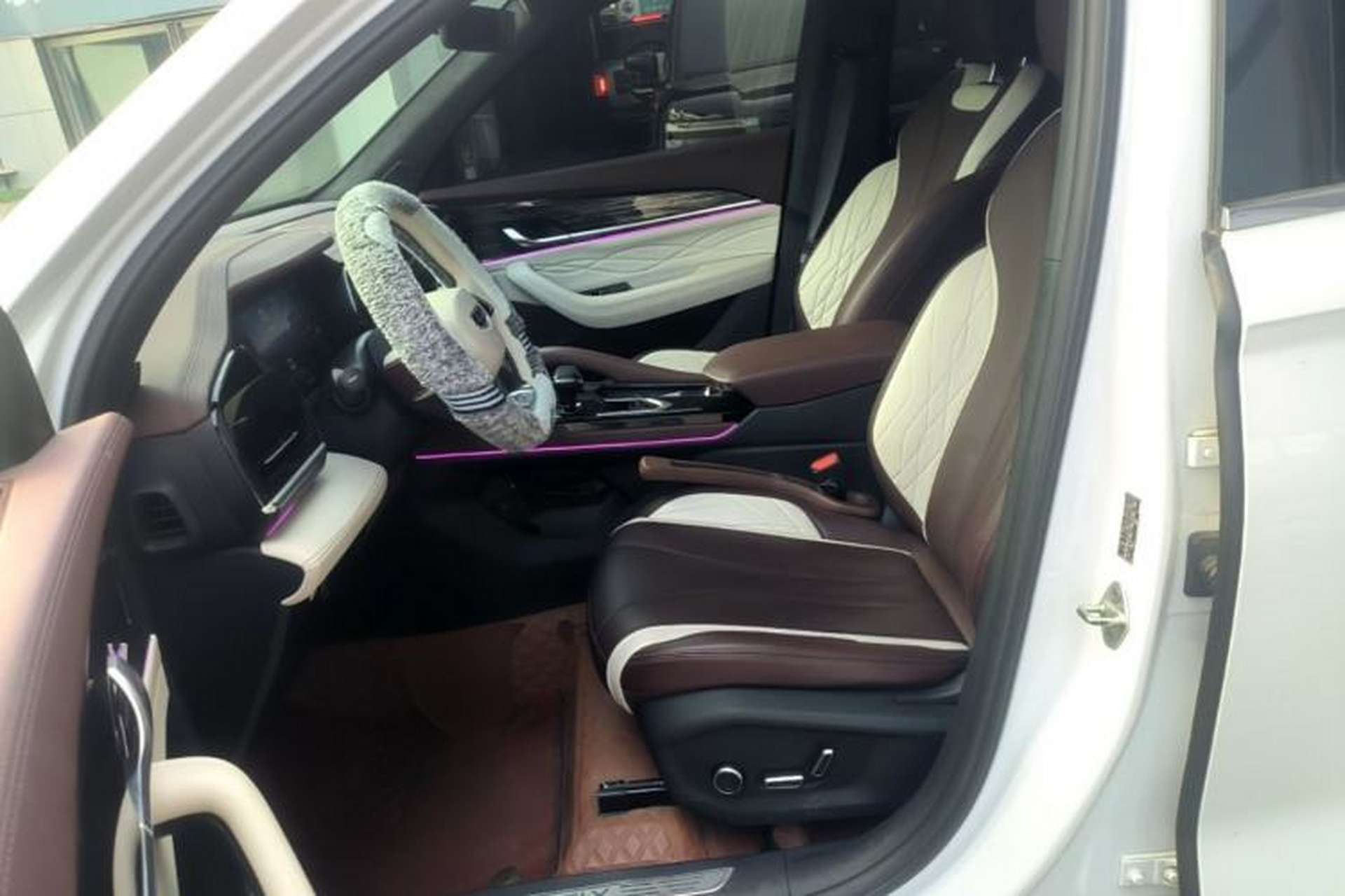 Used Geely Auto Monjaro L 2021 2.0TD DCT EVO Two-Wheel Drive Prestige Version Left Front Seat