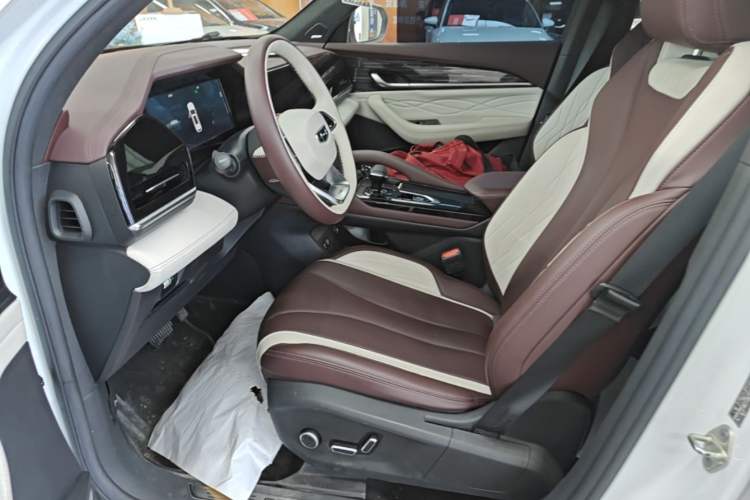 Used Geely Auto Monjaro L 2021 2.0TD DCT EVO Two-Wheel Drive Smart Luxury Version Left Front Seat