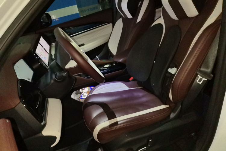 Used Geely Auto Monjaro L 2021 2.0TD DCT EVO Two-Wheel Drive Prestige Version Left Front Seat