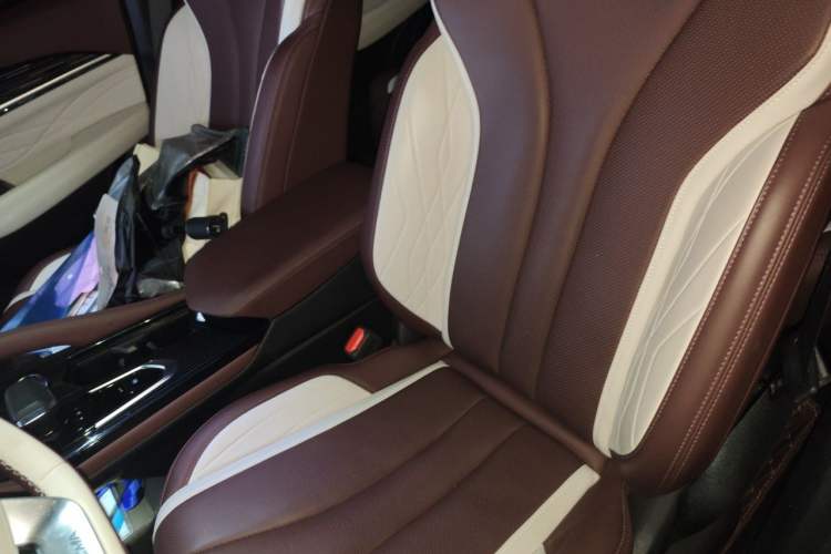 Used Geely Auto Monjaro L 2021 2.0TD DCT EVO Two-Wheel Drive Prestige Version Left Front Seat