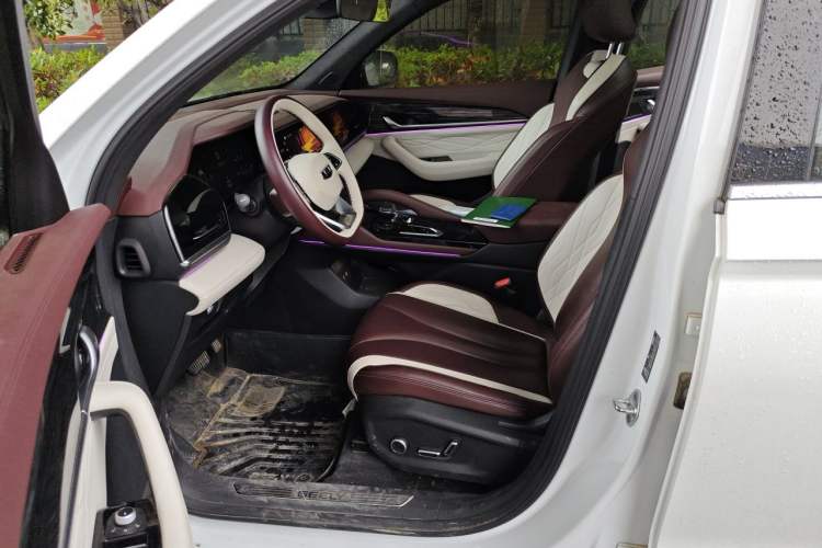 Used Geely Auto Monjaro L 2021 2.0TD DCT EVO Two-Wheel Drive Prestige Version Left Front Seat