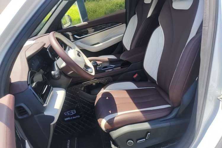 Used Geely Auto Monjaro L 2021 2.0TD DCT EVO Two-Wheel Drive Prestige Version Left Front Seat