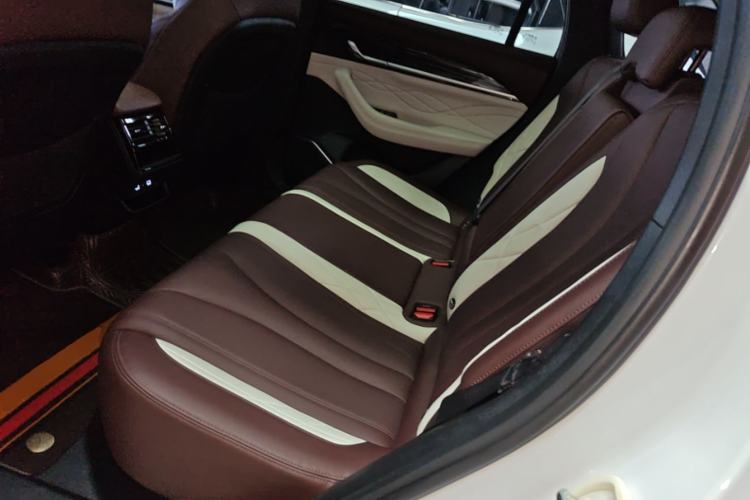 Used Geely Auto Monjaro L 2021 2.0TD DCT EVO Two-Wheel Drive Prestige Version Left Rear Seat