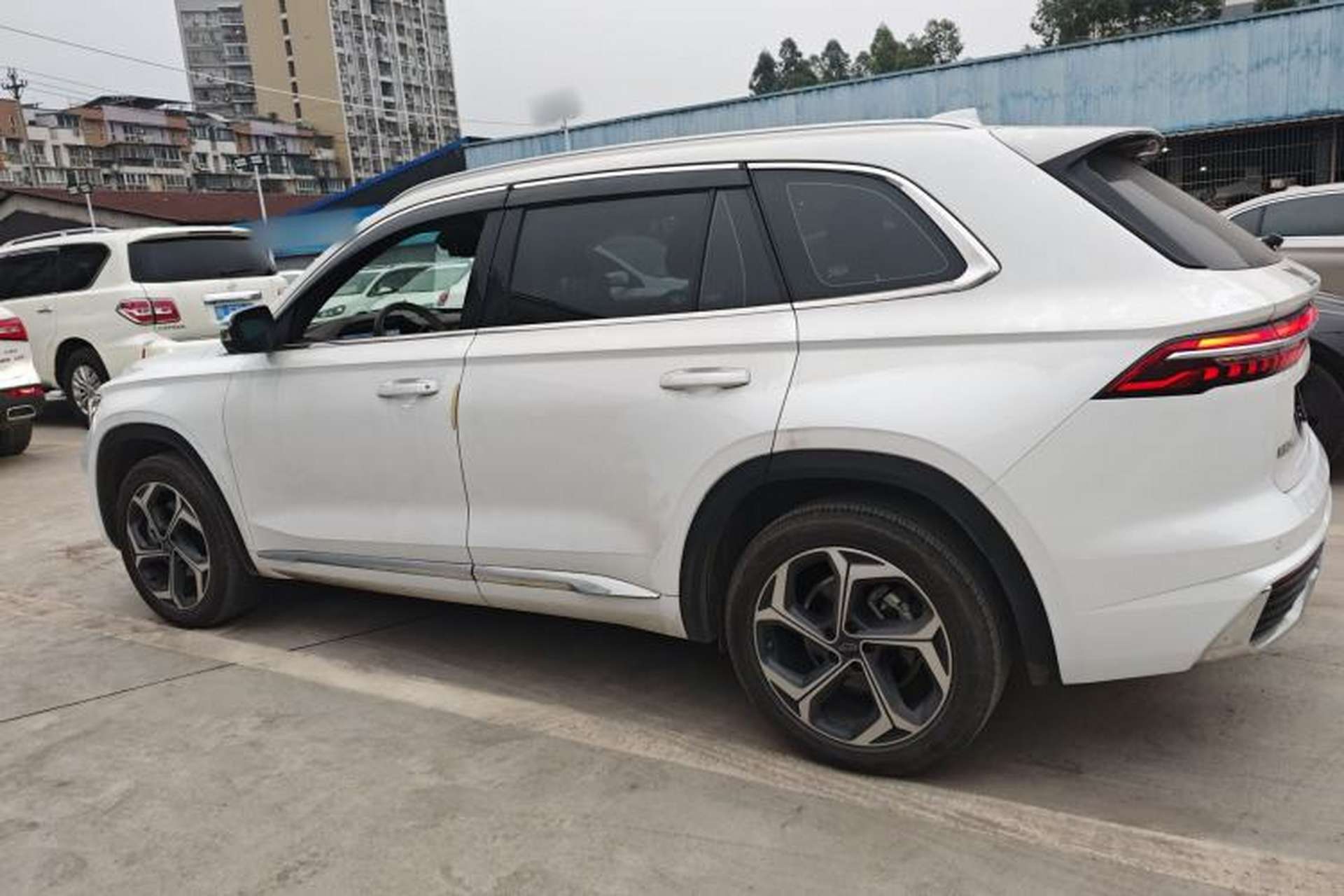 Used Geely Auto Monjaro L 2021 2.0TD High-Power Automatic All-Wheel Drive Luxury Version Left Side