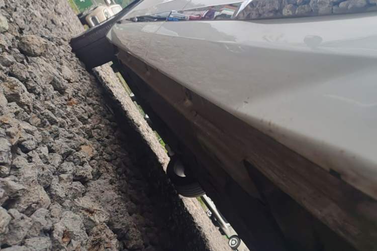 Used Geely Auto Monjaro L 2021 2.0TD DCT EVO Two-Wheel Drive Prestige Version Left Side Sill