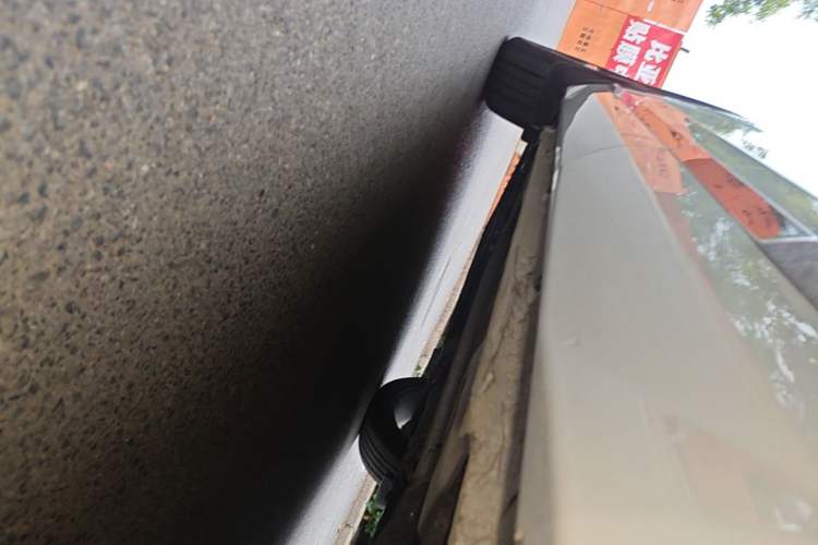 Used Geely Auto Monjaro L 2021 2.0TD DCT EVO Two-Wheel Drive Prestige Version Left Side Sill