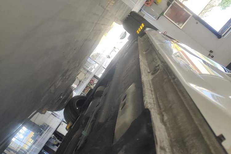 Used Geely Auto Monjaro L 2021 2.0TD DCT EVO Two-Wheel Drive Prestige Version Left Side Sill