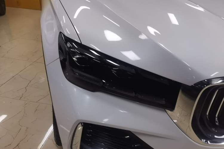 Used Geely Auto Monjaro L 2021 2.0TD DCT EVO Two-Wheel Drive Prestige Version Right Front Headlight