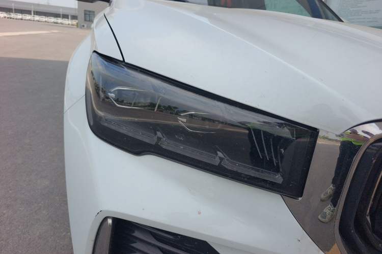 Used Geely Auto Monjaro L 2021 2.0TD High-Power Automatic All-Wheel-Drive Flagship Version Right Front Headlight