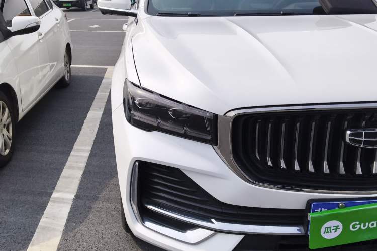 Used Geely Auto Monjaro L 2021 2.0TD High-Power Automatic All-Wheel-Drive Flagship Version Right Front Headlight