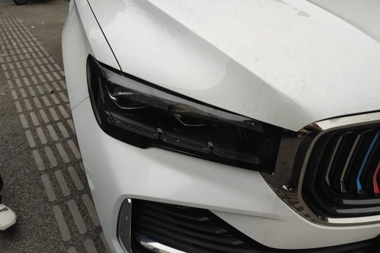 Used Geely Auto Monjaro L 2021 2.0TD High-Power Automatic All-Wheel-Drive Flagship Version Right Front Headlight