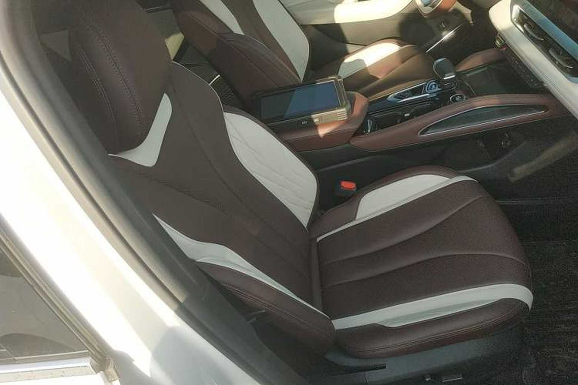 Used Geely Auto Monjaro L 2021 2.0TD High-Power Automatic All-Wheel-Drive Flagship Version Right Front Seat