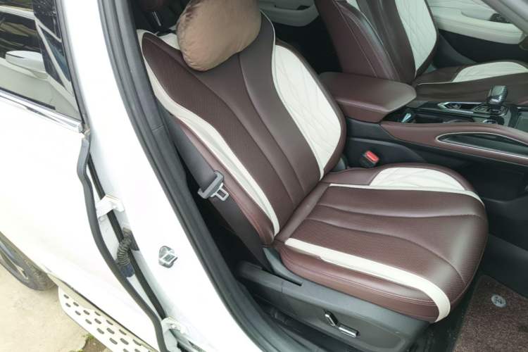 Used Geely Auto Monjaro L 2021 2.0TD DCT EVO Two-Wheel Drive Prestige Version Right Front Seat