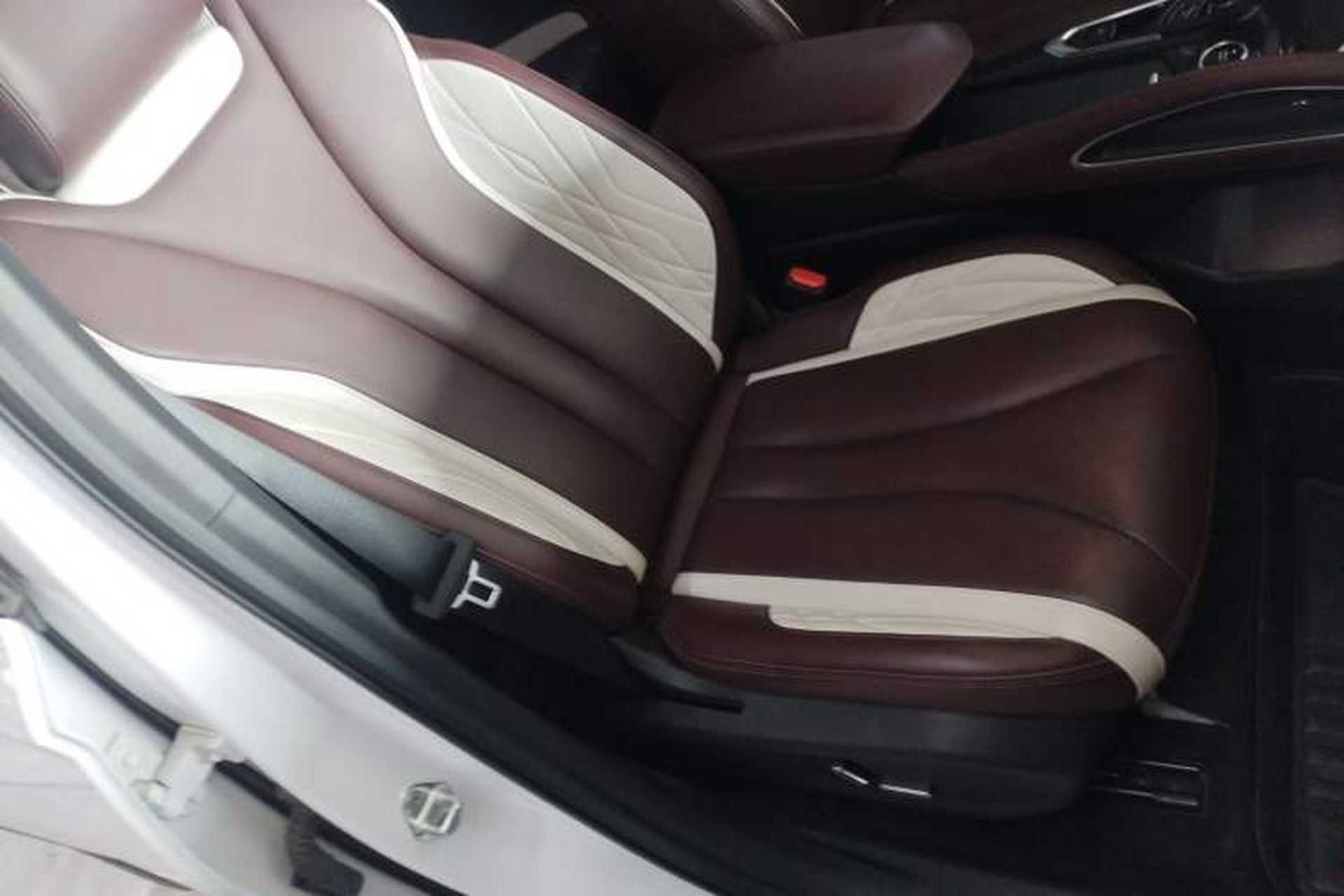 Used Geely Auto Monjaro L 2021 2.0TD High-Power Automatic All-Wheel Drive Luxury Version Right Front Seat