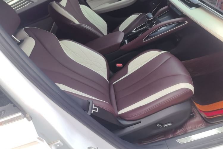 Used Geely Auto Monjaro L 2021 2.0TD DCT EVO Two-Wheel Drive Prestige Version Right Front Seat
