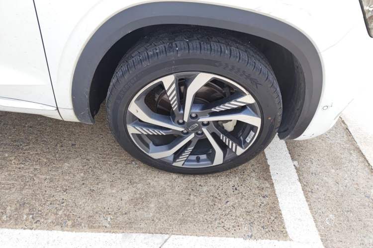 Used Geely Auto Monjaro L 2021 2.0TD DCT EVO Two-Wheel Drive Smart Luxury Version Right Front Wheel Hub