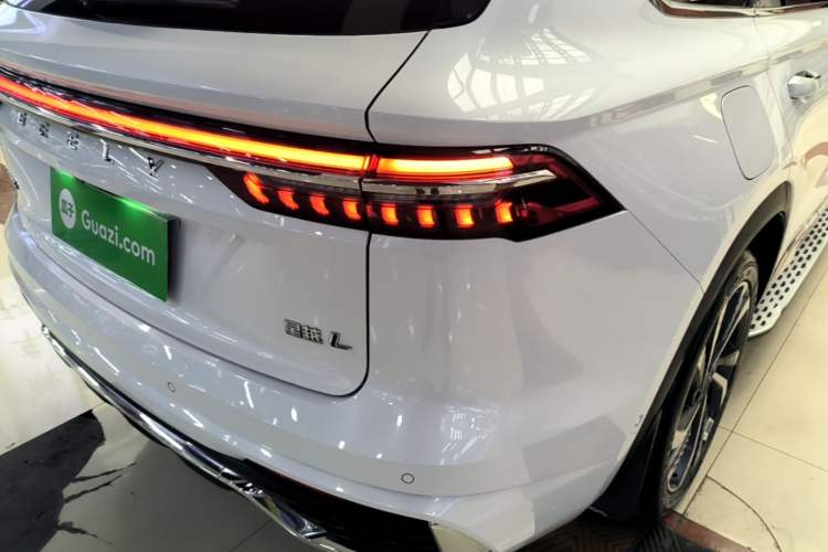 Used Geely Auto Monjaro L 2021 2.0TD DCT EVO Two-Wheel Drive Smart Luxury Version Right Rear Taillight