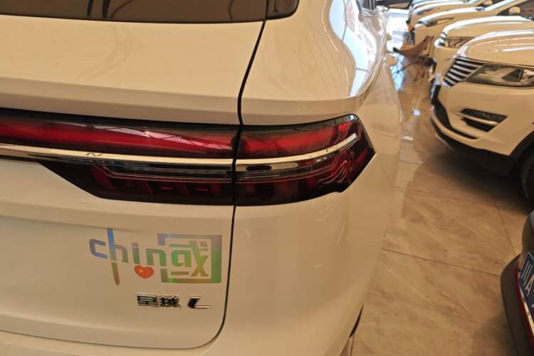 Used Geely Auto Monjaro L 2021 2.0TD DCT EVO Two-Wheel Drive Smart Luxury Version Right Rear Taillight