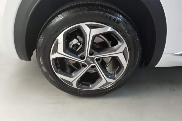 Used Geely Auto Monjaro L 2021 2.0TD DCT EVO Two-Wheel Drive Prestige Version Right Rear Wheel Hub