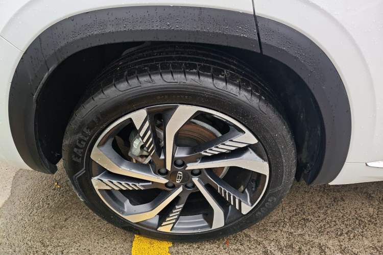 Used Geely Auto Monjaro L 2021 2.0TD DCT EVO Two-Wheel Drive Smart Luxury Version Right Rear Wheel Hub