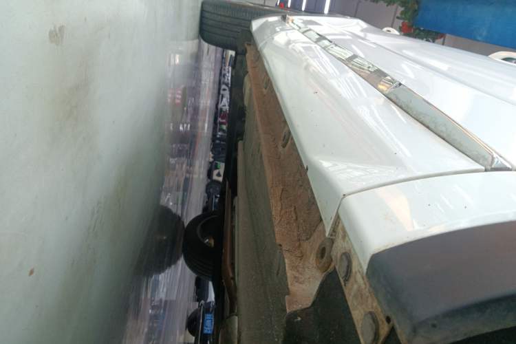 Used Geely Auto Monjaro L 2021 2.0TD DCT EVO Two-Wheel Drive Prestige Version Right Side Sill