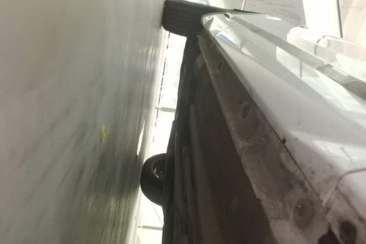 Used Geely Auto Monjaro L 2021 2.0TD DCT EVO Two-Wheel Drive Prestige Version Right Side Sill