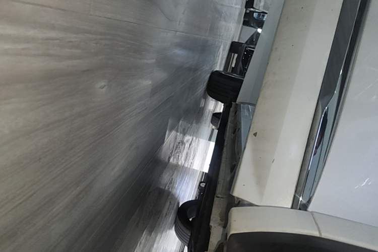 Used Geely Auto Monjaro L 2021 2.0TD DCT EVO Two-Wheel Drive Prestige Version Right Side Sill