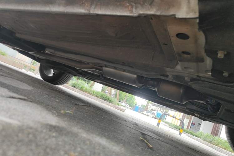 Used Geely Auto Monjaro L 2021 2.0TD DCT EVO Two-Wheel Drive Smart Luxury Version Right Side Sill
