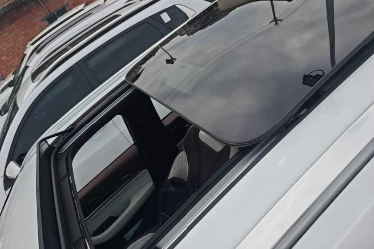 Used Geely Auto Monjaro L 2021 2.0TD DCT EVO Two-Wheel Drive Prestige Version Roof