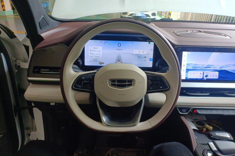 Used Geely Auto Monjaro L 2021 2.0TD DCT EVO Two-Wheel Drive Prestige Version Steering Wheel