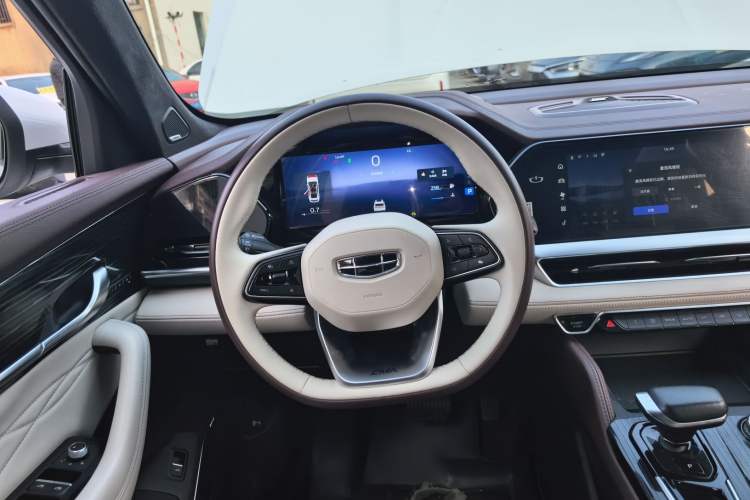 Used Geely Auto Monjaro L 2021 2.0TD High-Power Automatic All-Wheel Drive Luxury Version Steering Wheel