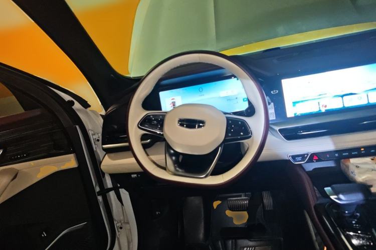 Used Geely Auto Monjaro L 2021 2.0TD DCT EVO Two-Wheel Drive Prestige Version Steering Wheel
