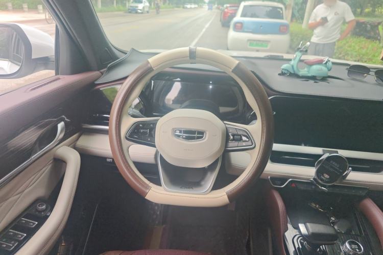 Used Geely Auto Monjaro L 2021 2.0TD DCT EVO Two-Wheel Drive Prestige Version Steering Wheel