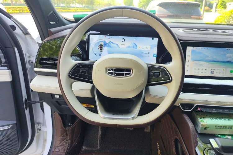 Used Geely Auto Monjaro L 2021 2.0TD High-Power Automatic All-Wheel Drive Luxury Version Steering Wheel