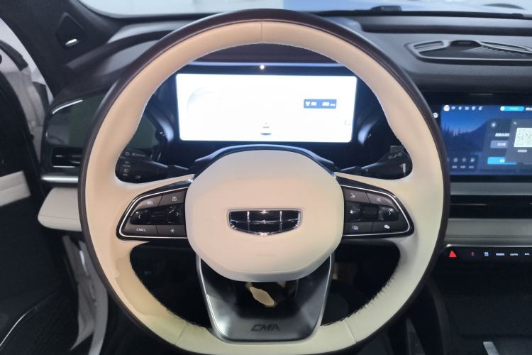 Used Geely Auto Monjaro L 2021 2.0TD DCT EVO Two-Wheel Drive Smart Luxury Version Steering Wheel