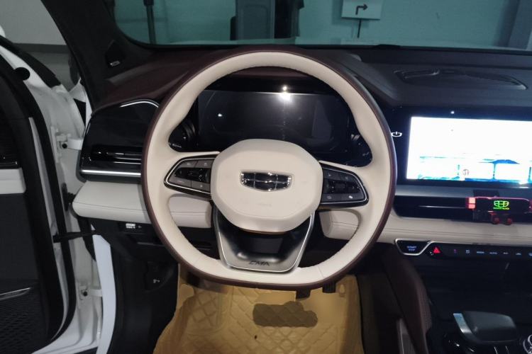 Used Geely Auto Monjaro L 2021 2.0TD DCT EVO Two-Wheel Drive Smart Luxury Version Steering Wheel