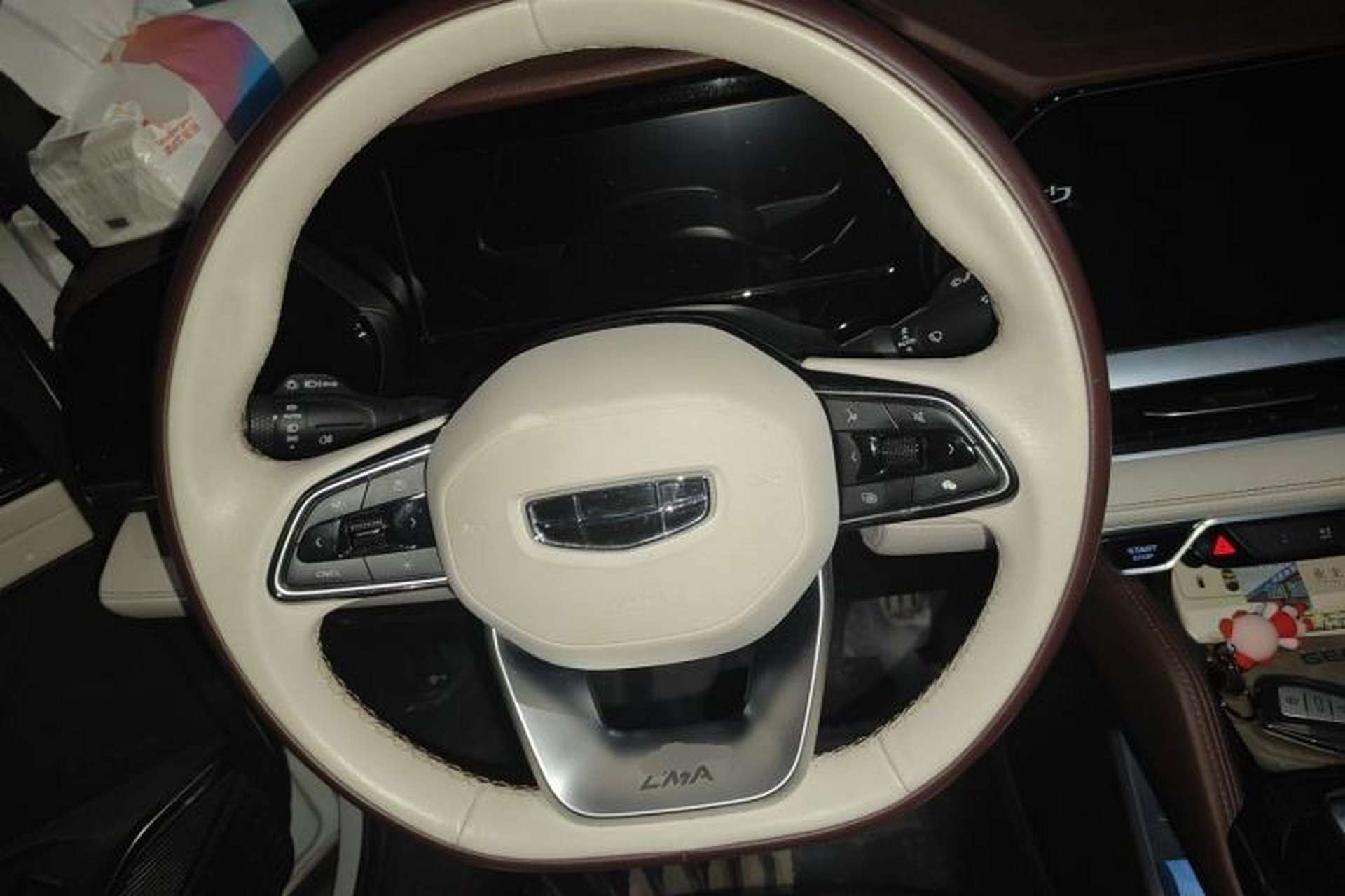 Used Geely Auto Monjaro L 2021 2.0TD DCT EVO Two-Wheel Drive Prestige Version Steering Wheel