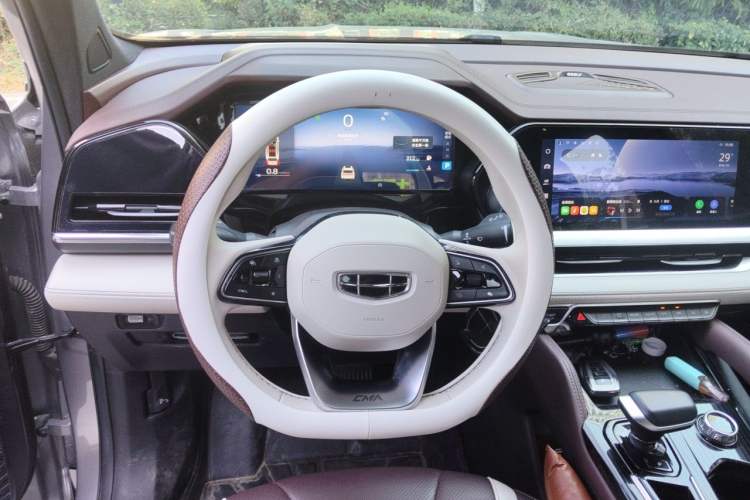 Used Geely Auto Monjaro L 2021 2.0TD DCT EVO Two-Wheel Drive Prestige Version Steering Wheel