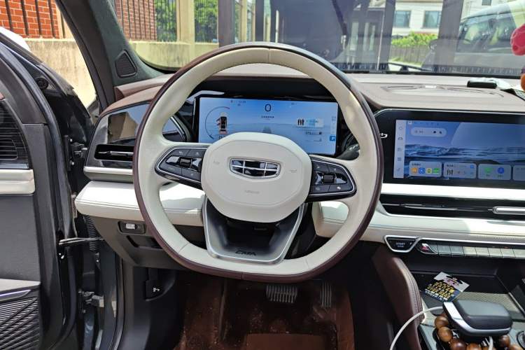 Used Geely Auto Monjaro L 2021 2.0TD DCT EVO Two-Wheel Drive Prestige Version Steering Wheel