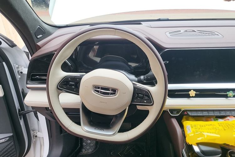 Used Geely Auto Monjaro L 2021 2.0TD DCT EVO Two-Wheel-Drive Flagship Version Steering Wheel