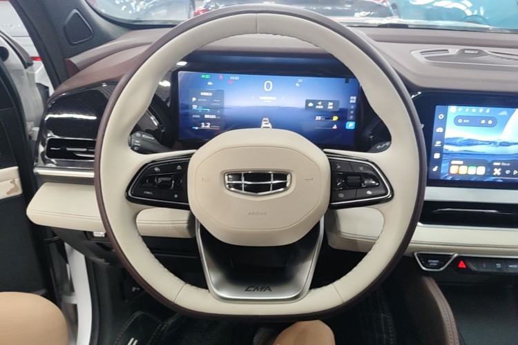 Used Geely Auto Monjaro L 2021 2.0TD DCT EVO Two-Wheel Drive Prestige Version Steering Wheel