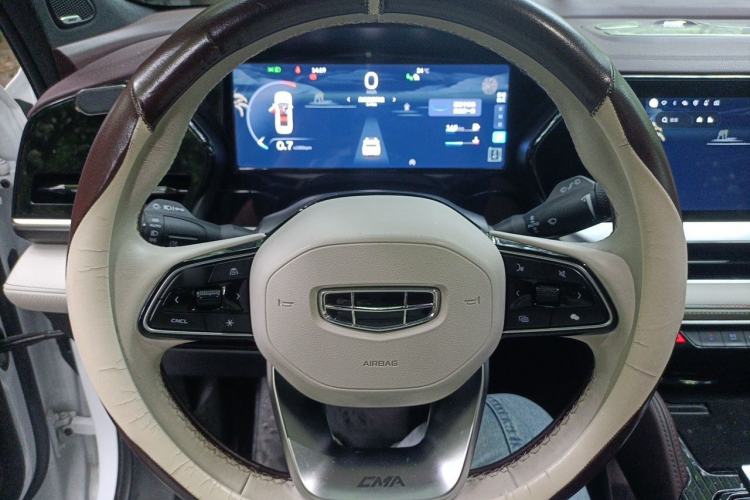 Used Geely Auto Monjaro L 2021 2.0TD DCT EVO Two-Wheel Drive Smart Luxury Version Steering Wheel