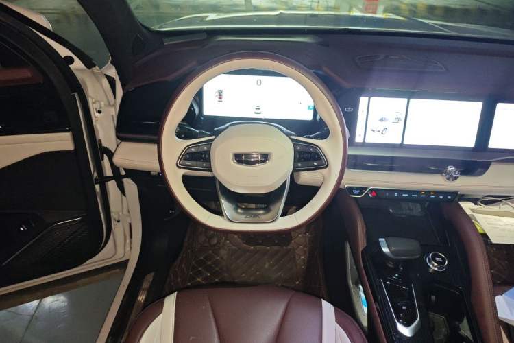 Used Geely Auto Monjaro L 2021 2.0TD DCT EVO Two-Wheel Drive Prestige Version Steering Wheel