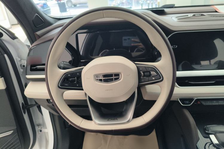 Used Geely Auto Monjaro L 2021 2.0TD DCT EVO Two-Wheel Drive Prestige Version Steering Wheel
