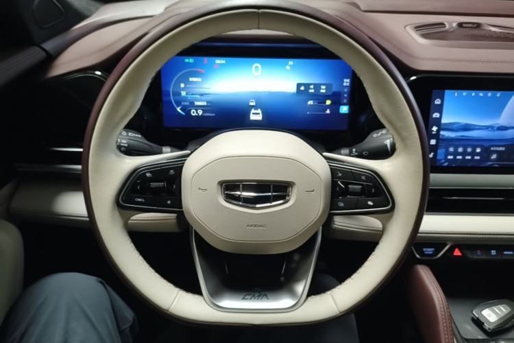 Used Geely Auto Monjaro L 2021 2.0TD DCT EVO Two-Wheel Drive Prestige Version Steering Wheel