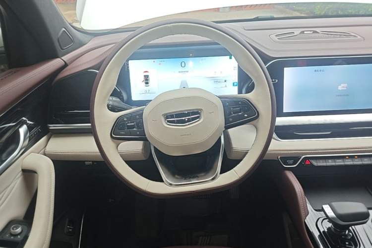 Used Geely Auto Monjaro L 2021 2.0TD DCT EVO Two-Wheel Drive Prestige Version Steering Wheel
