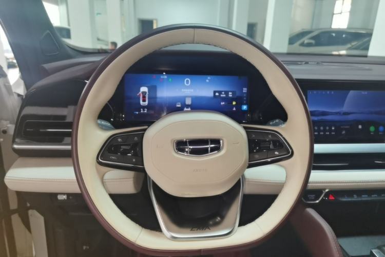 Used Geely Auto Monjaro L 2021 2.0TD DCT EVO Two-Wheel Drive Prestige Version Steering Wheel